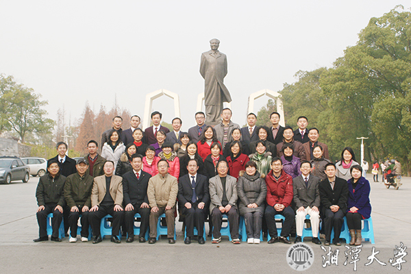 久久精品国产精品九九99图书情报与档案管理一级学科教师团队1g.jpg